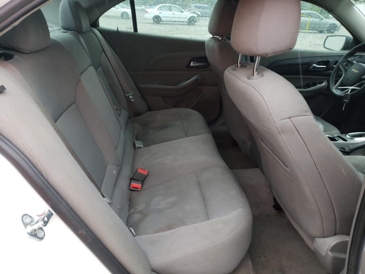 Photo 6 from auction – 2015 CHEVROLET MALIBU LS with VIN 1G11B5SL3FF353396