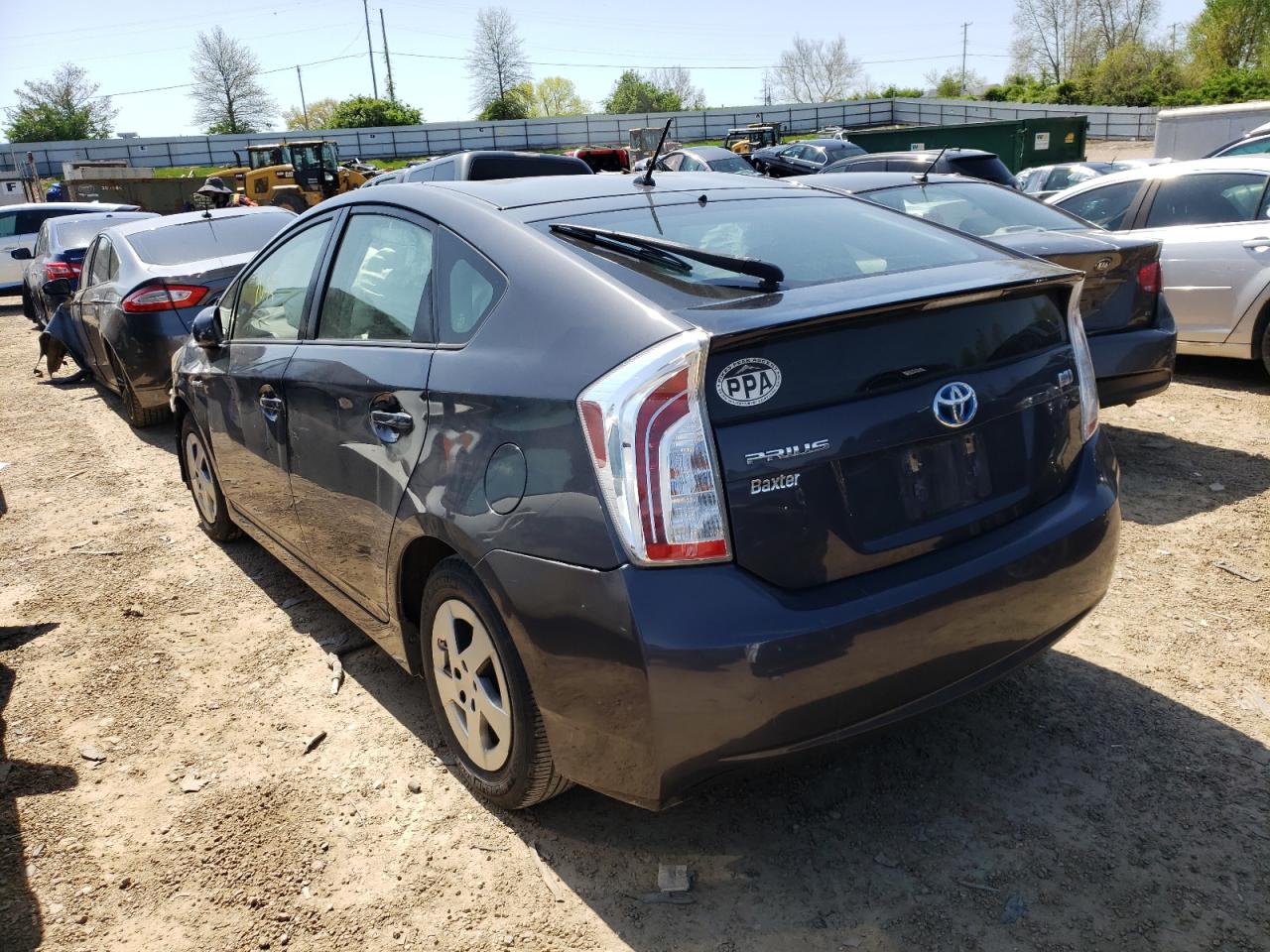 Photo 3 from auction – 2013 TOYOTA PRIUS with VIN JTDKN3DU1D5594647