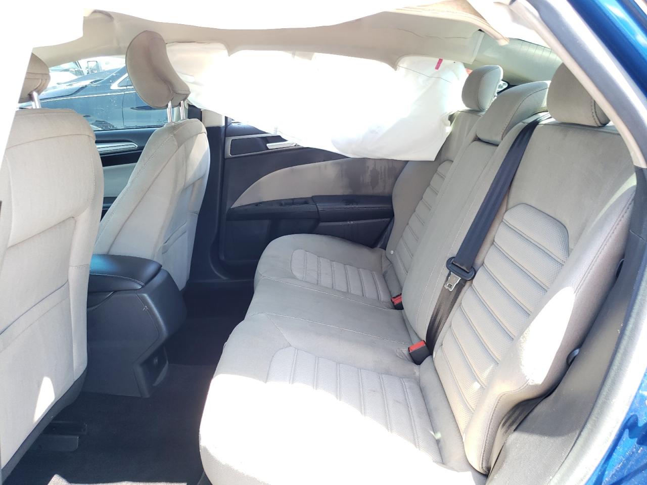 Photo 6 from auction – 2017 FORD FUSION S with VIN 3FA6P0G76HR335046