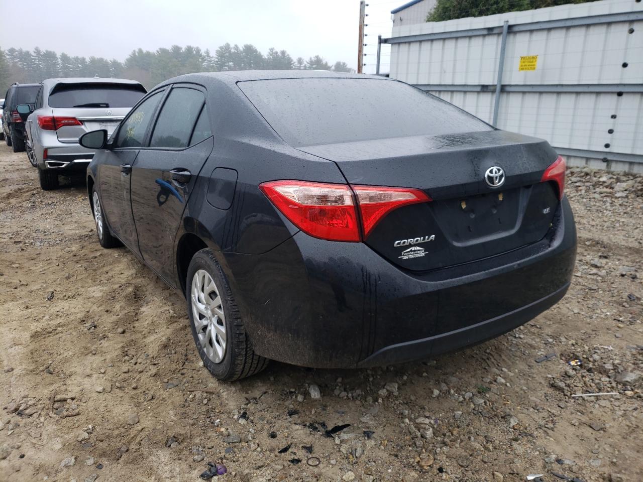 Photo 3 from auction – 2018 TOYOTA COROLLA L with VIN 5YFBURHE8JP819525
