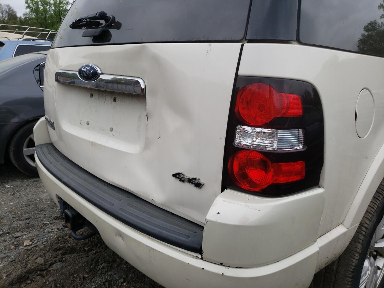 Photo 9 from auction – 2008 FORD EXPLORER L with VIN 1FMEU75E68UA27095
