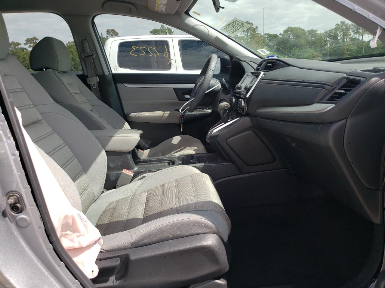 Photo 5 from auction – 2017 HONDA CR-V LX with VIN 7FARW5H36HE010003