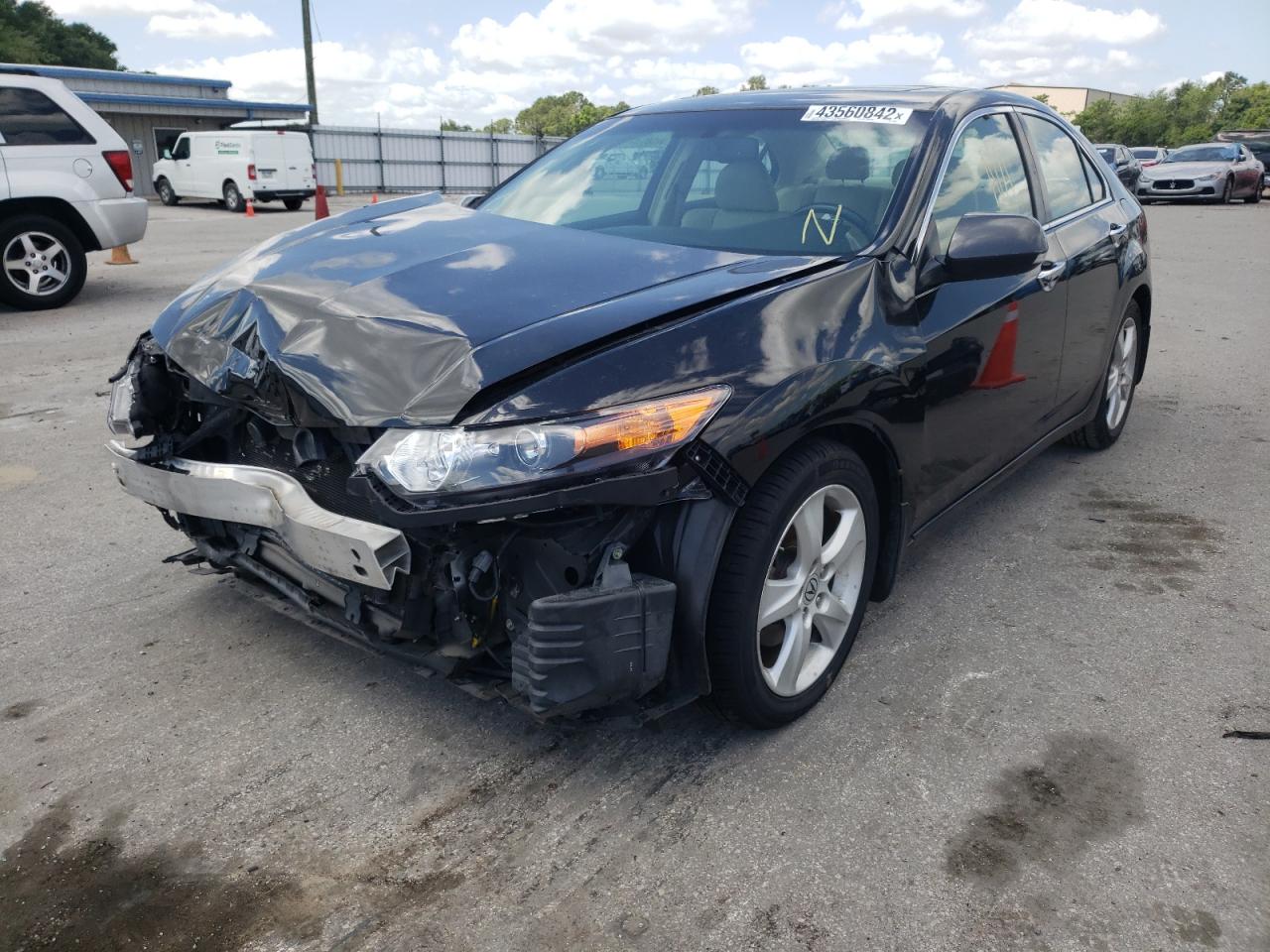 Photo 2 from auction – 2010 ACURA TSX with VIN JH4CU2F69AC002806
