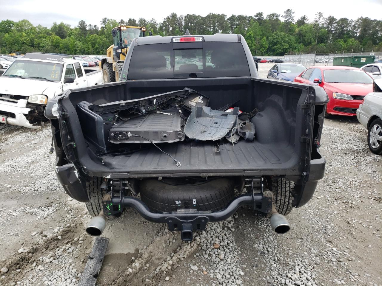 Photo 9 from auction – 2019 RAM 1500 BIG H with VIN 1C6RREBT7KN568549