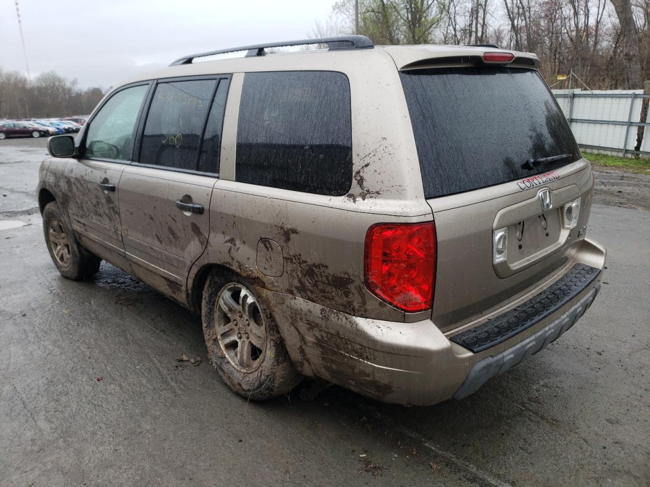 Photo 3 from auction – 2004 HONDA PILOT EX with VIN 2HKYF18484H623034