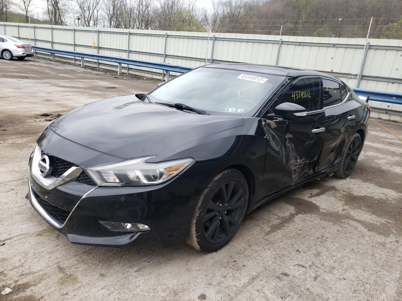 Photo 2 from auction – 2016 NISSAN MAXIMA 3.5 with VIN 1N4AA6AP3GC442091