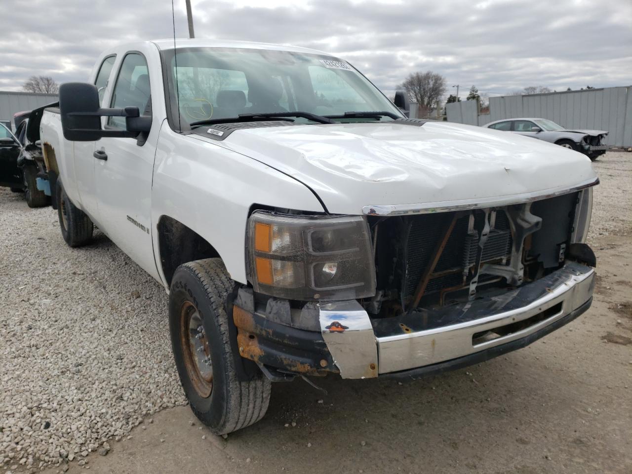 CHEVROLET SILVERADO 2008 with VIN 1GCHK29K98E179330 - Photo from auction