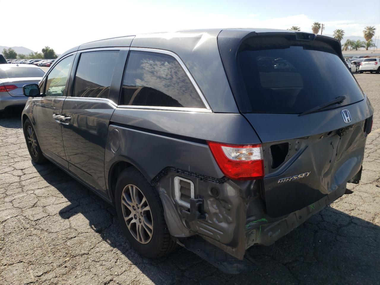 Photo 3 from auction – 2011 HONDA ODYSSEY EX with VIN 5FNRL5H4XBB076039