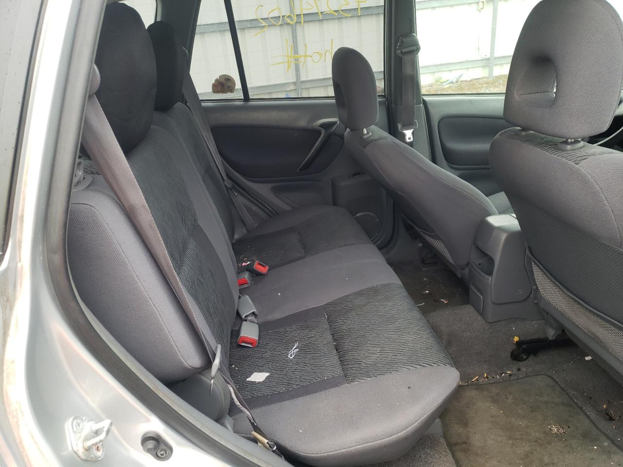 Photo 6 from auction – 2001 TOYOTA RAV4 with VIN JTEHH20V816013253