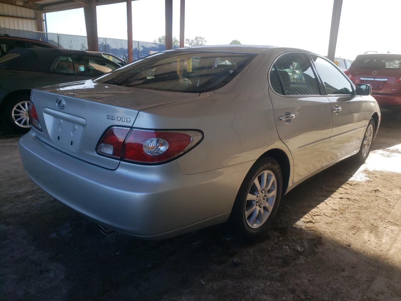 Photo 4 from auction – 2004 LEXUS ES 330 with VIN JTHBA30G645049957