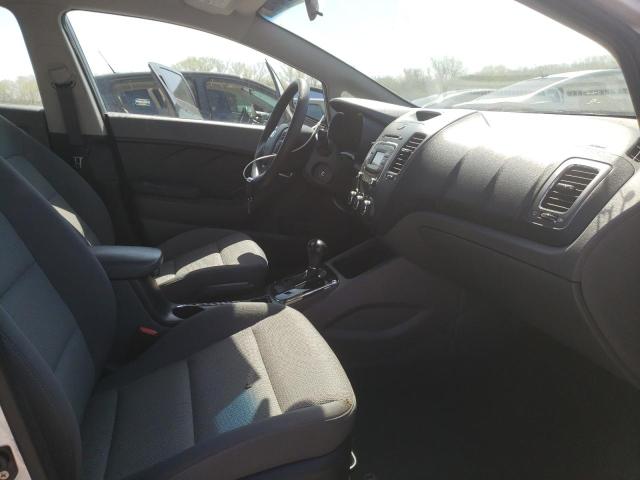 Photo 5 from auction – 2017 KIA FORTE LX with VIN 3KPFK4A79HE077024