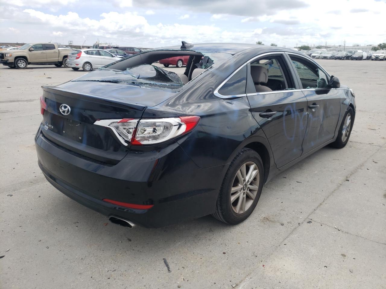 Photo 4 from auction – 2017 HYUNDAI SONATA SE with VIN 5NPE24AF6HH522835