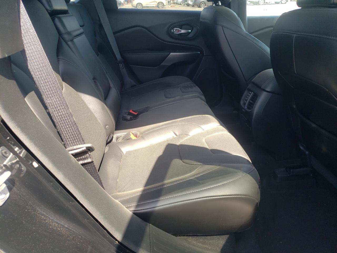 Photo 18 from auction – 2019 JEEP CHEROKEE L with VIN 1C4PJMDX5KD294856