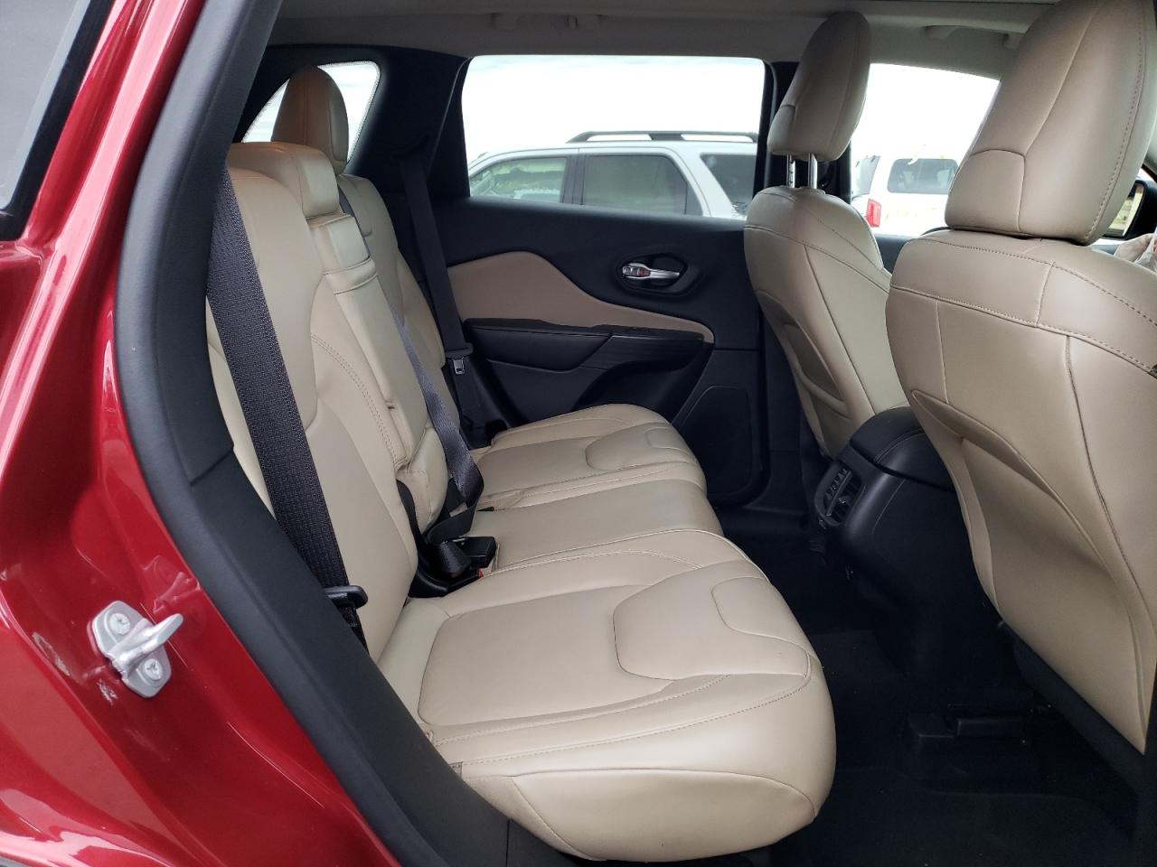 Photo 6 from auction – 2015 JEEP CHEROKEE L with VIN 1C4PJMDS9FW551337
