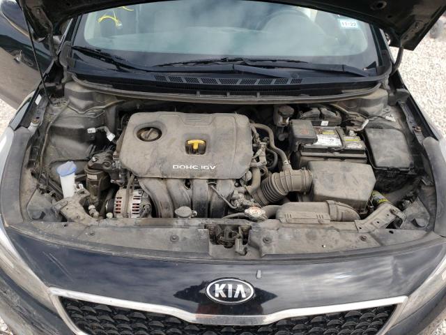 Photo 7 from auction – 2018 KIA FORTE LX with VIN 3KPFL4A74JE219427