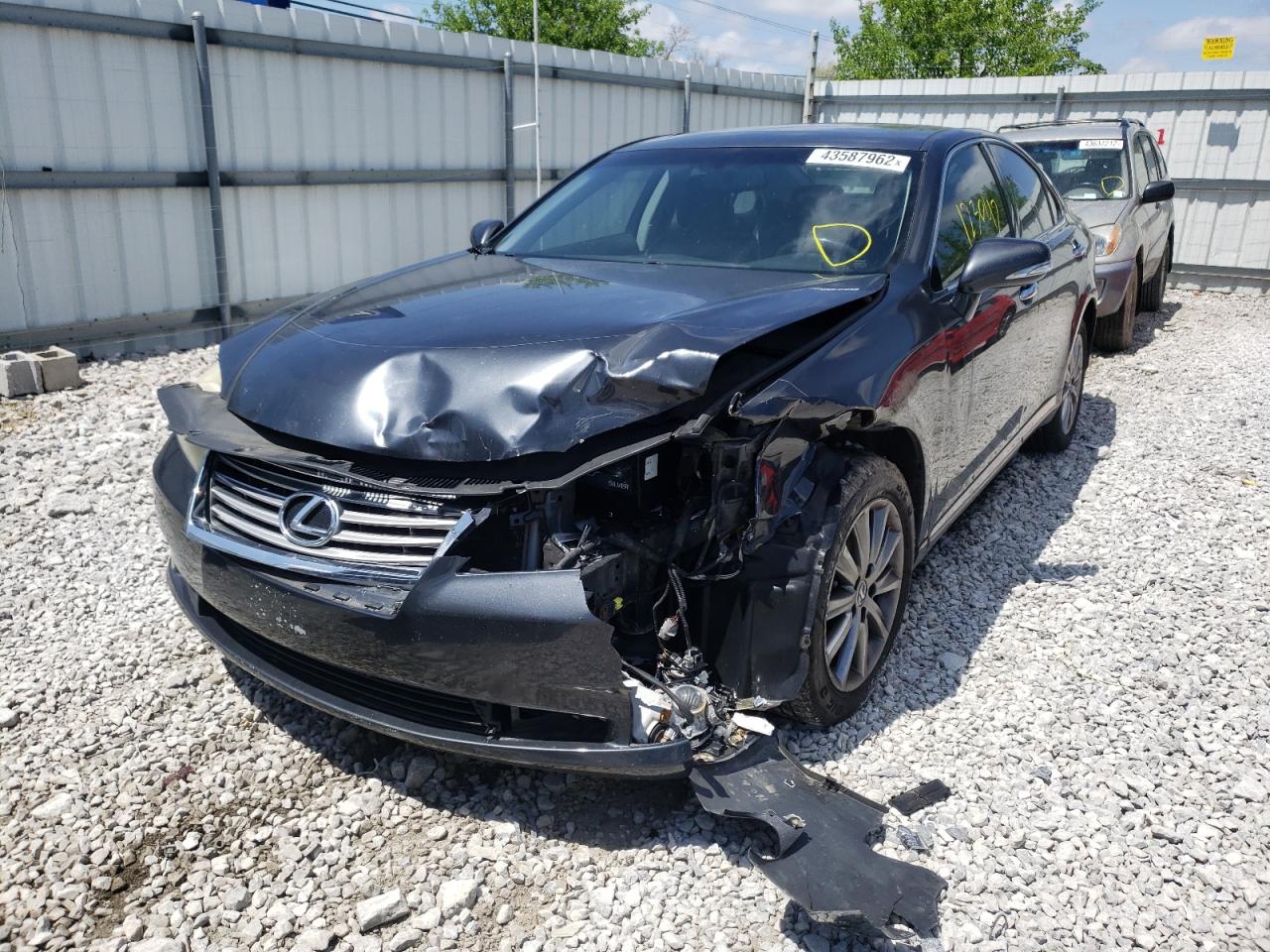 Photo 2 from auction – 2011 LEXUS ES 350 with VIN JTHBK1EG7B2437322