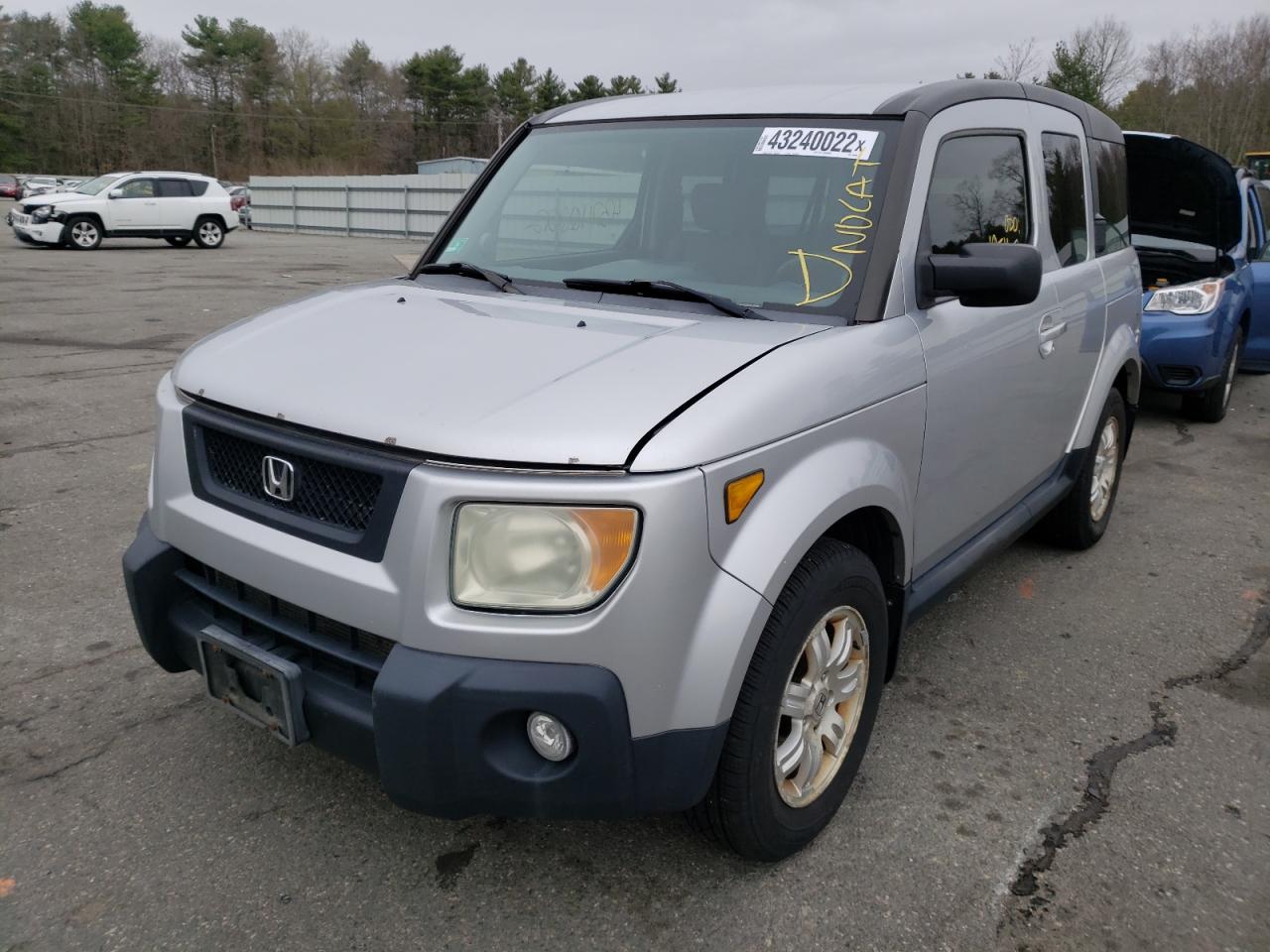 Photo 2 from auction – 2006 HONDA ELEMENT EX with VIN 5J6YH18796L003905