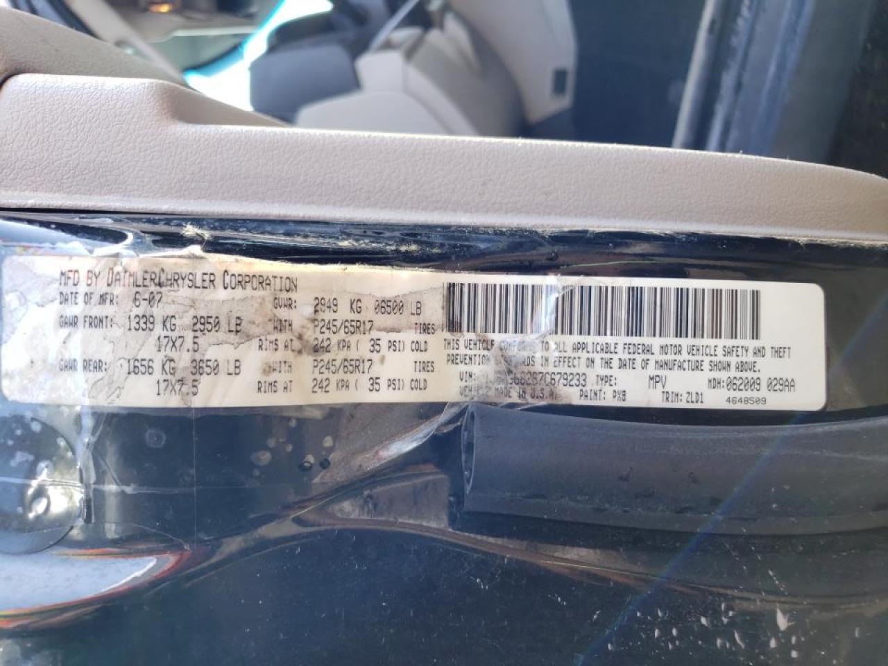 Photo 10 from auction – 2007 JEEP COMMANDER with VIN 1J8HG68267C679233