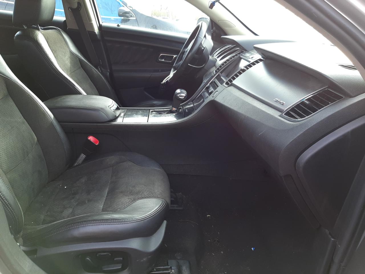 Photo 5 from auction – 2010 FORD TAURUS SHO with VIN 1FAHP2KT1AG148478