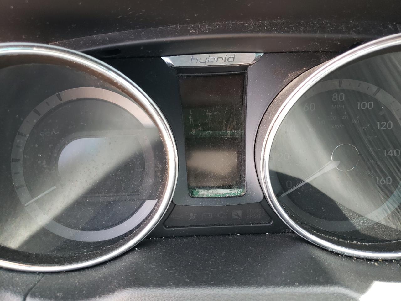 Photo 8 from auction – 2013 HYUNDAI SONATA HYB with VIN KMHEC4A45DA051107