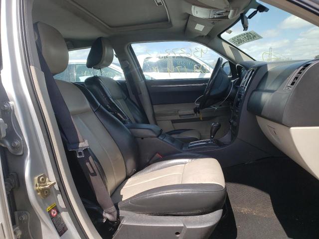 Photo 5 from auction – 2005 CHRYSLER 300 TOURIN with VIN 2C3AA53G85H574229