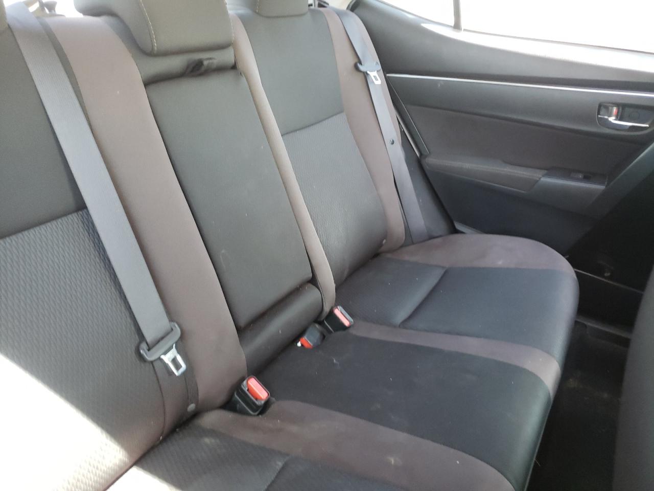 Photo 6 from auction – 2018 TOYOTA COROLLA L with VIN 2T1BURHE7JC989908