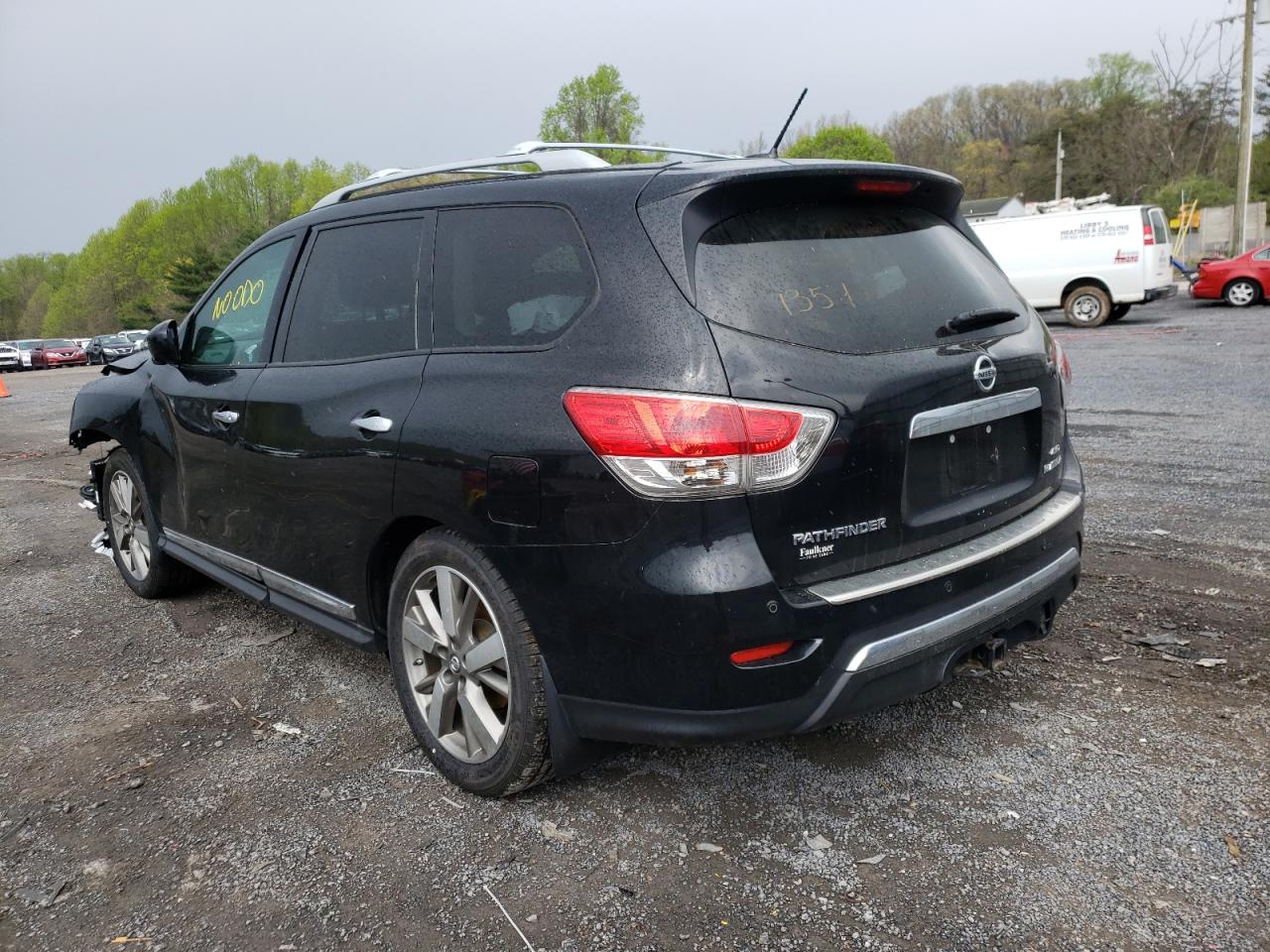 Photo 3 from auction – 2014 NISSAN PATHFINDER with VIN 5N1AR2MM0EC721357