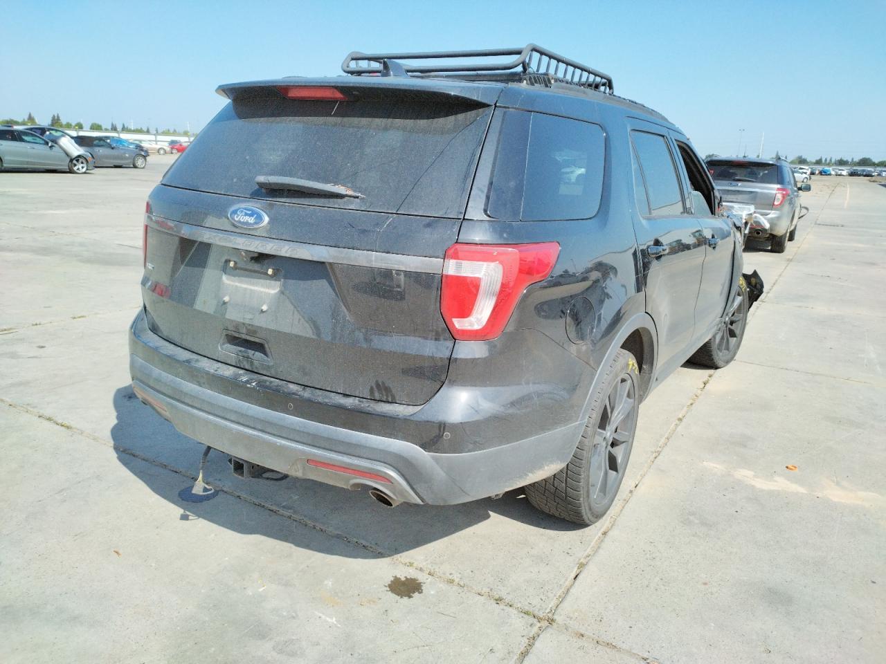 Photo 4 from auction – 2017 FORD EXPLORER X with VIN 1FM5K7D81HGE22799