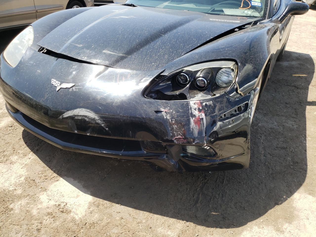 Photo 9 from auction – 2005 CHEVROLET CORVETTE with VIN 1G1YY24U755106078