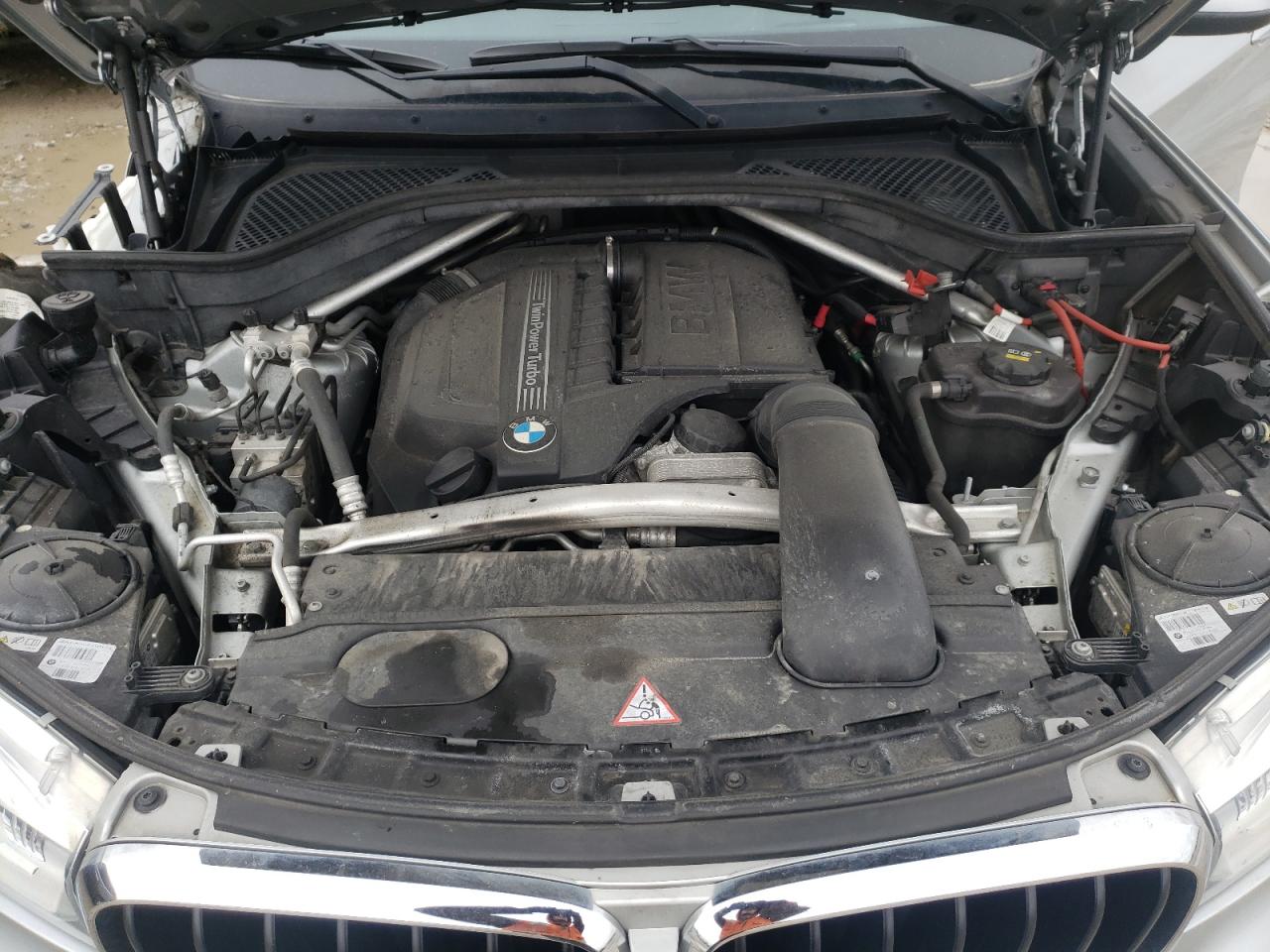 Photo 7 from auction – 2015 BMW X5 XDRIVE3 with VIN 5UXKR0C51F0P16127