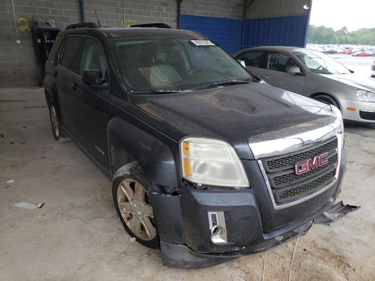 GMC TERRAIN SL 2011 with VIN 2CTFLVEC1B6387898 - Photo from auction