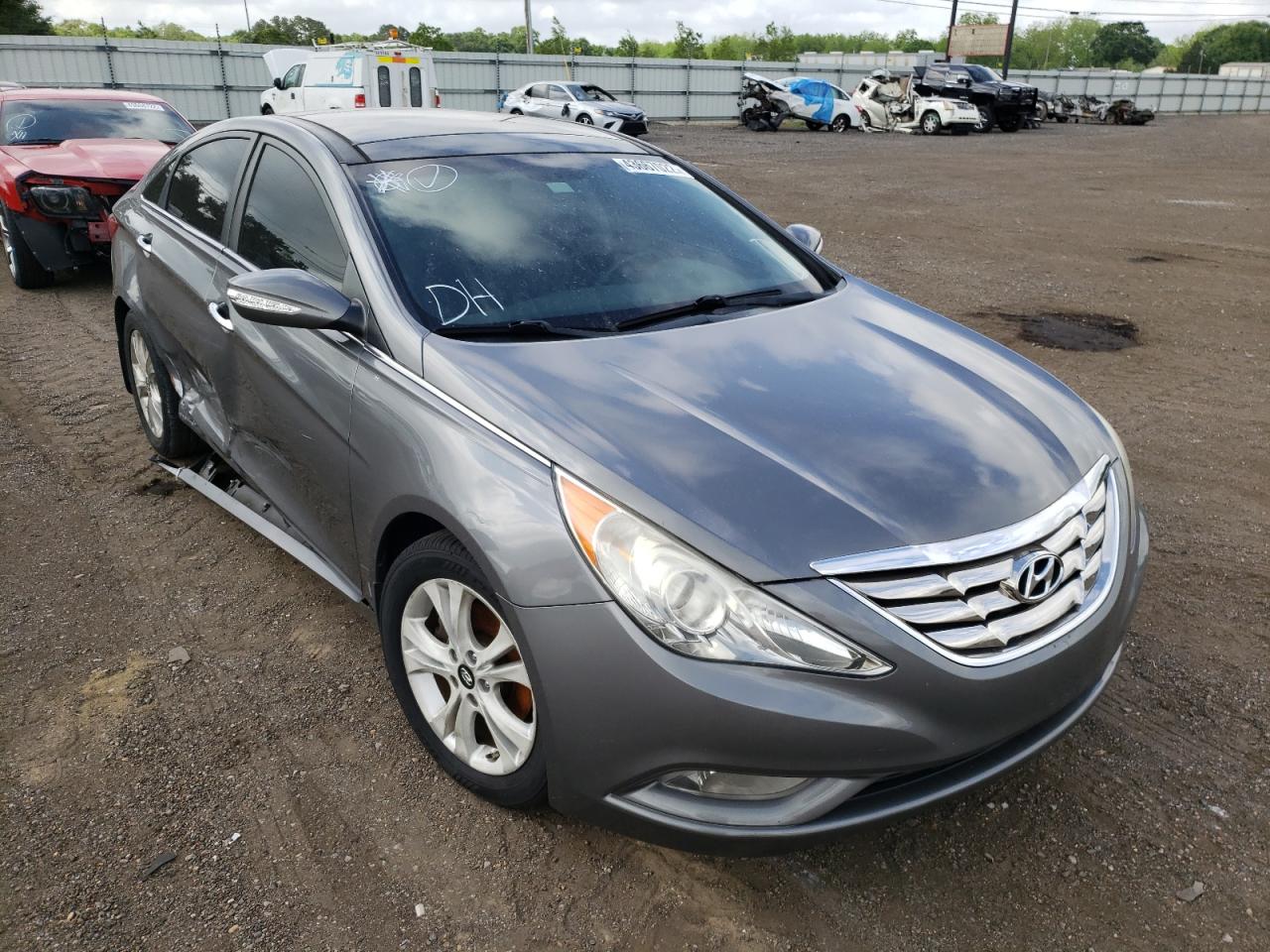 HYUNDAI SONATA SE 2013 with VIN 5NPEC4ACXDH659595 - Photo from auction