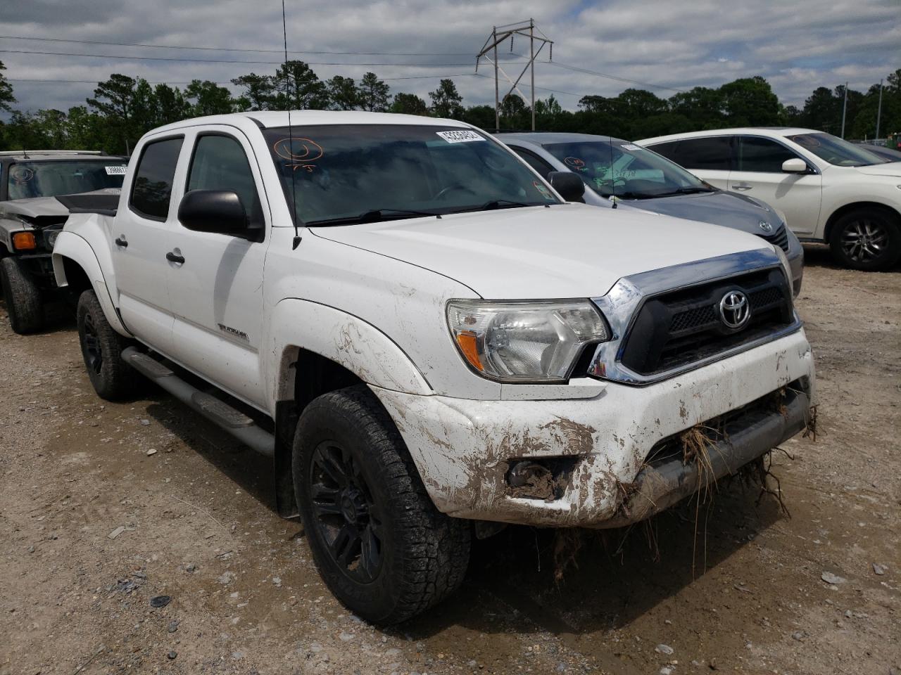 TOYOTA TACOMA DOU 2015 with VIN 5TFLU4EN8FX141833 - Photo from auction