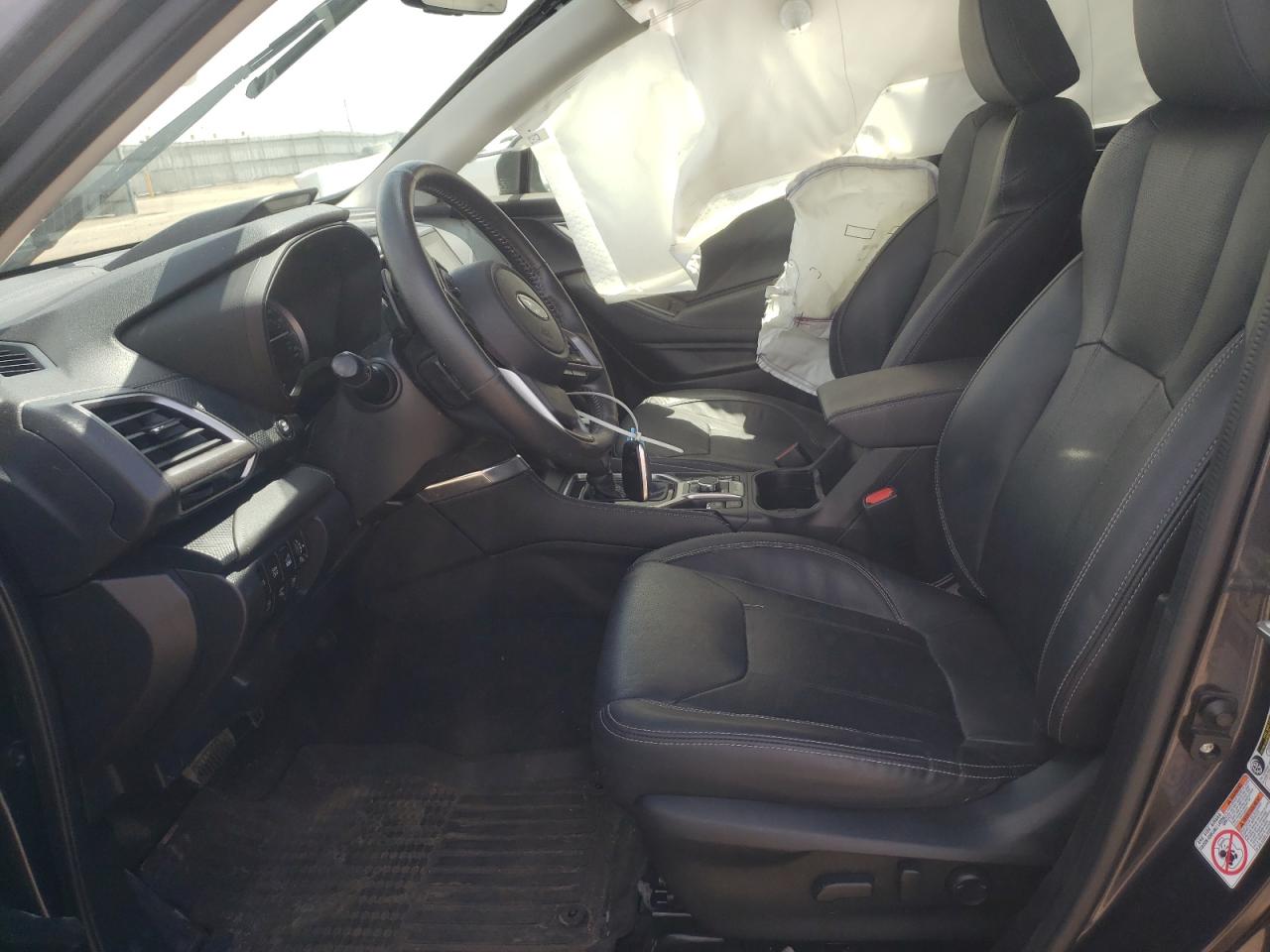 Photo 5 from auction – 2019 SUBARU FORESTER T with VIN JF2SKAWC3KH478249