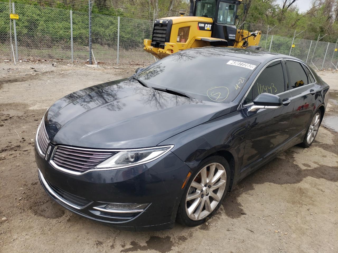 Photo 2 from auction – 2014 LINCOLN MKZ with VIN 3LN6L2GK3ER825490