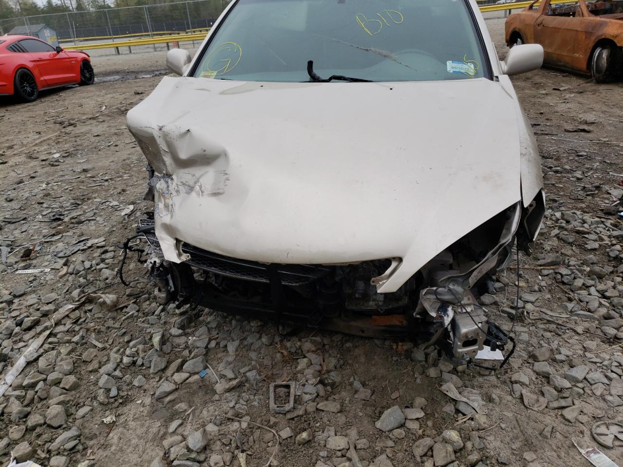Photo 9 from auction – 2004 TOYOTA CAMRY LE with VIN 4T1BE32KX4U931769