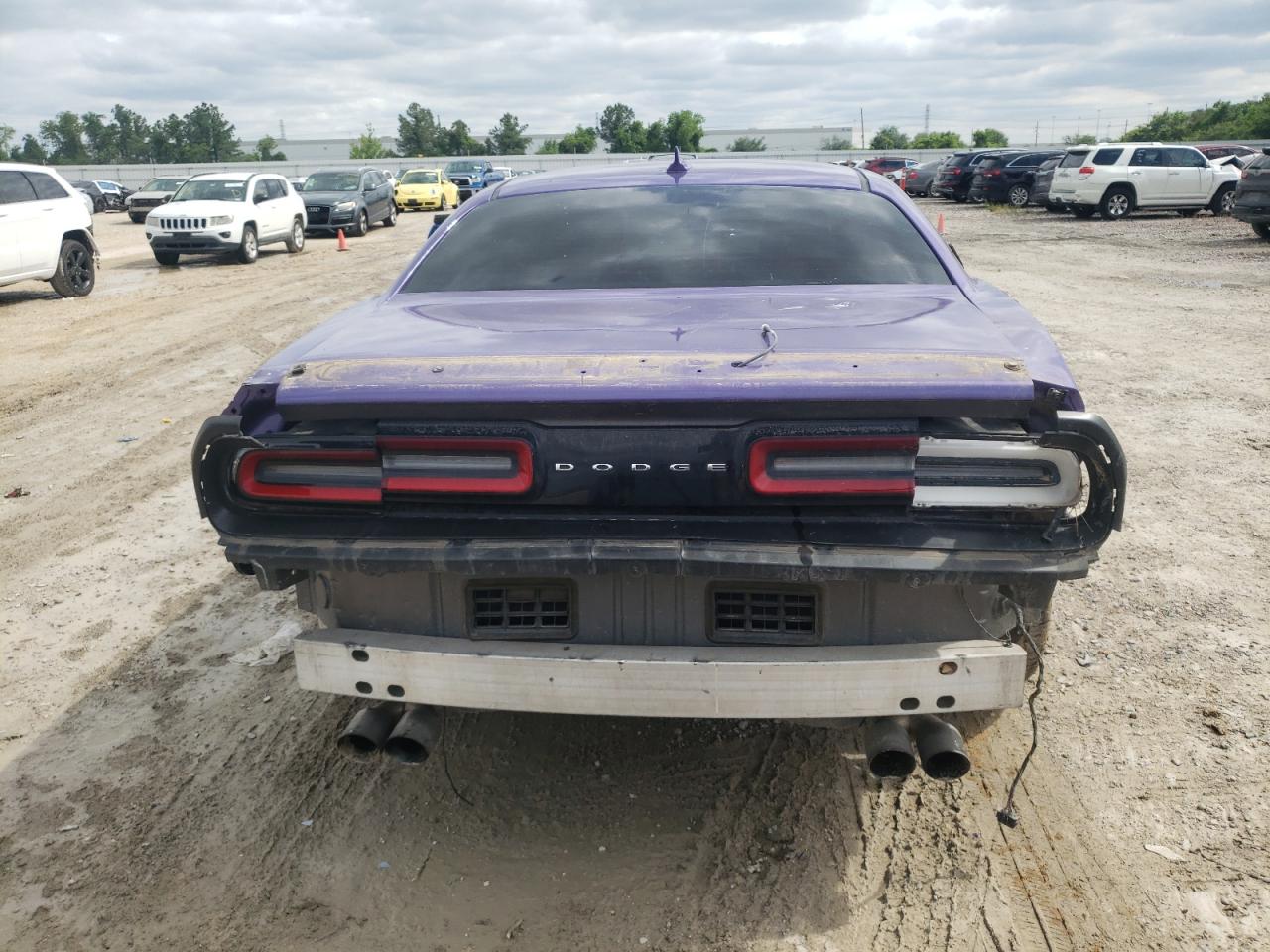 Photo 9 from auction – 2015 DODGE CHALLENGER with VIN 2C3CDZBT7FH723219