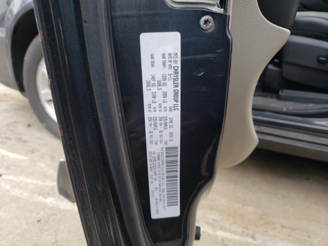 Photo 10 from auction – 2012 CHRYSLER TOWN & COU with VIN 2C4RC1CG3CR144097
