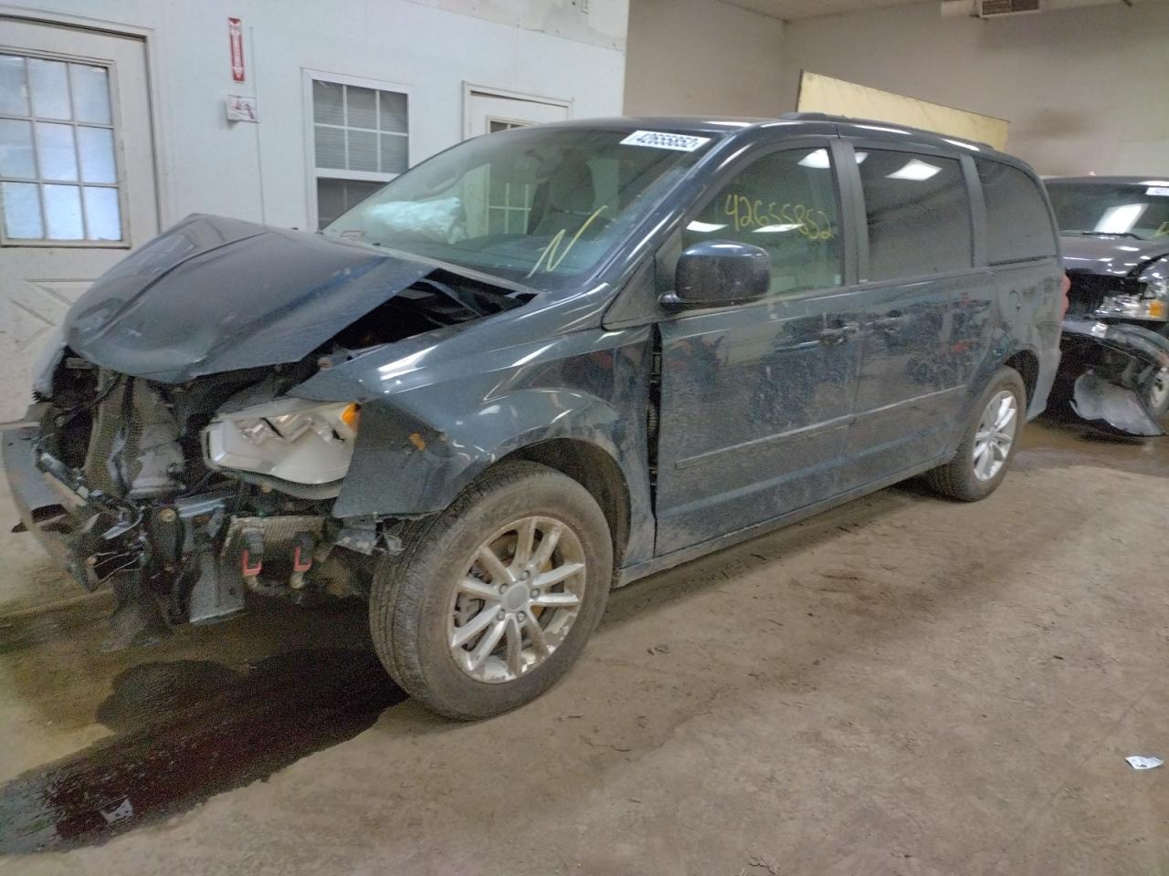 Photo 2 from auction – 2014 DODGE GRAND CARA with VIN 2C4RDGCG2ER239897