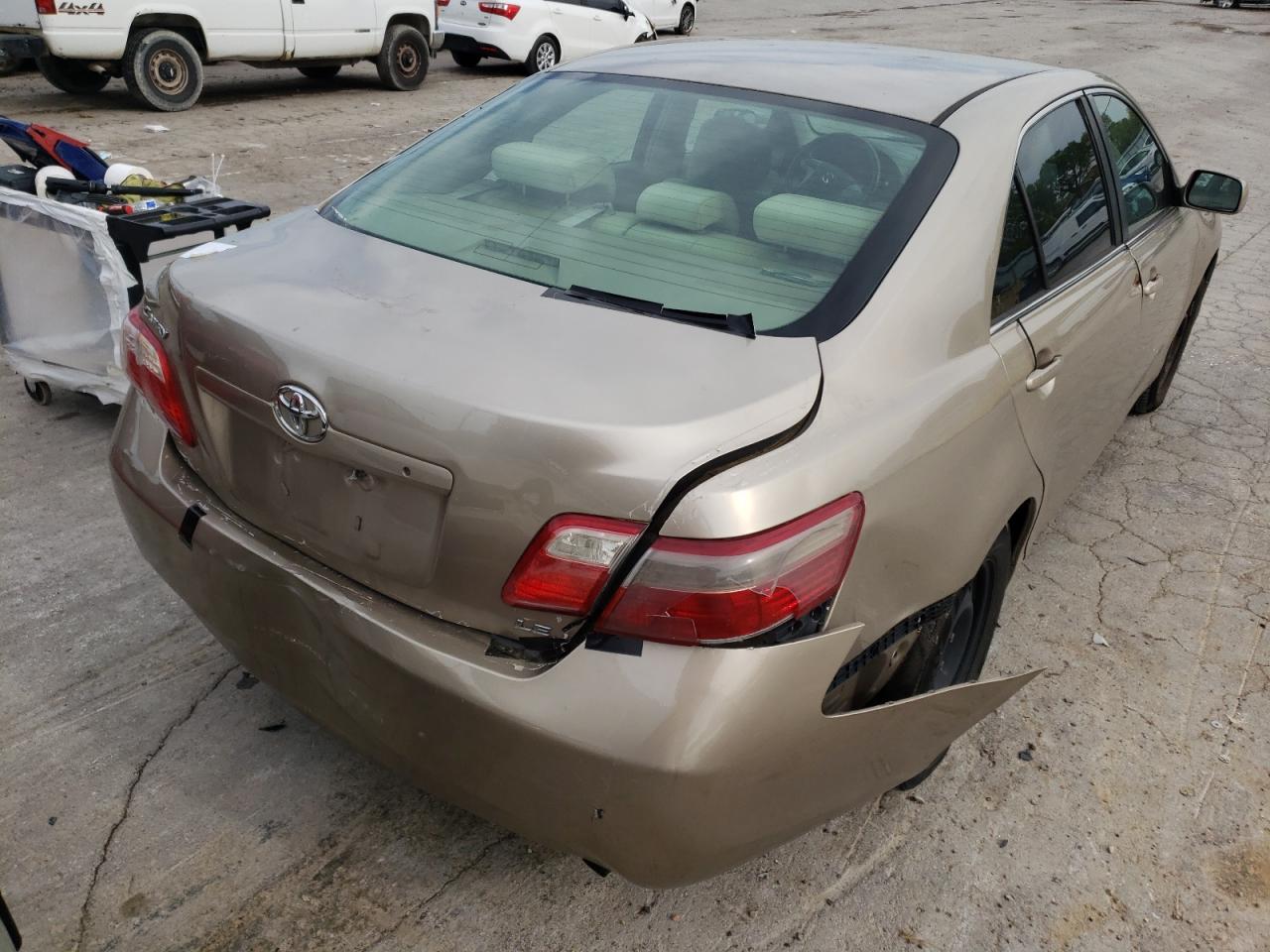 Photo 4 from auction – 2007 TOYOTA CAMRY with VIN 4T1BE46K27U508429