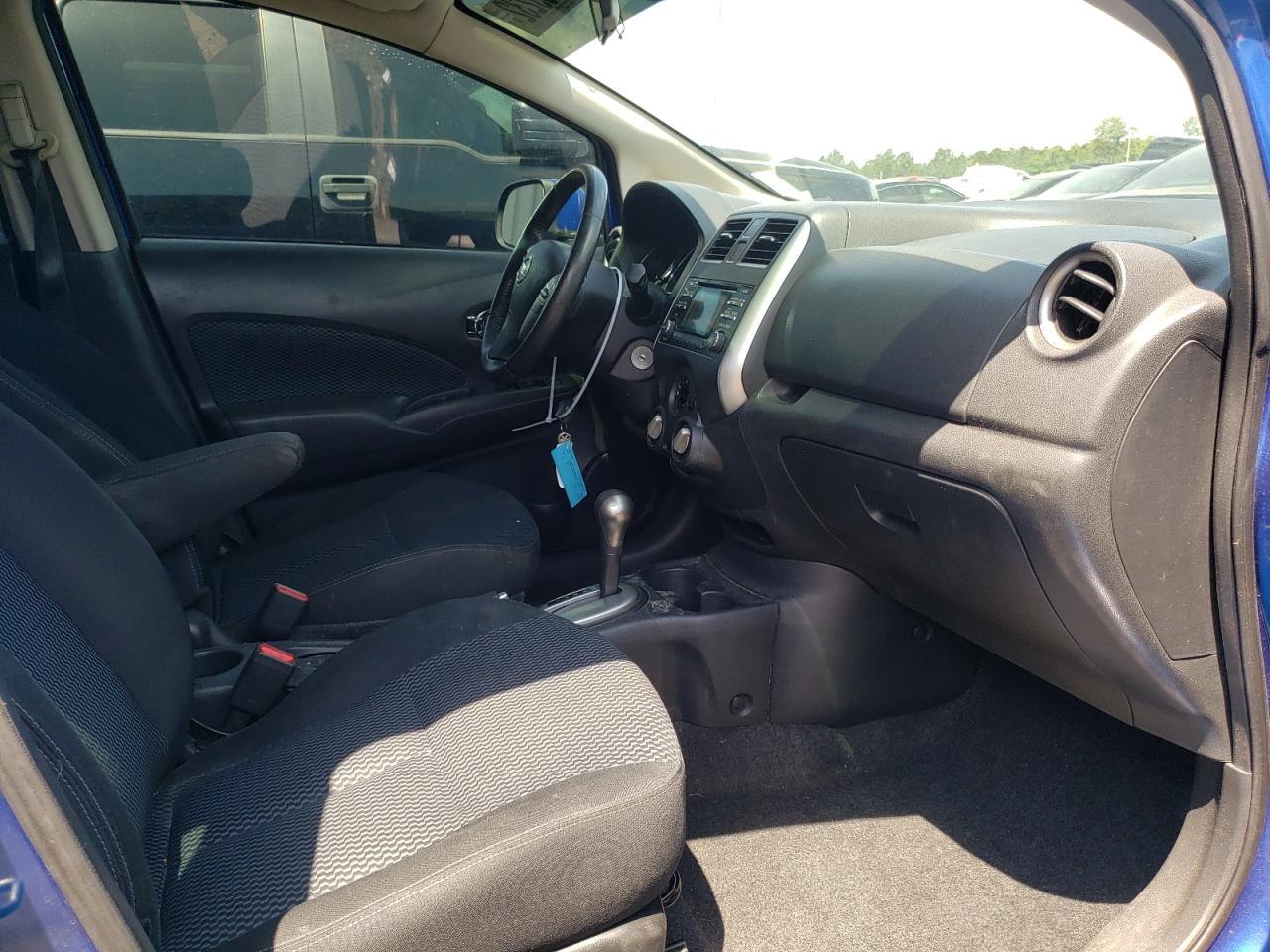 Photo 5 from auction – 2014 NISSAN VERSA NOTE with VIN 3N1CE2CP1EL423685