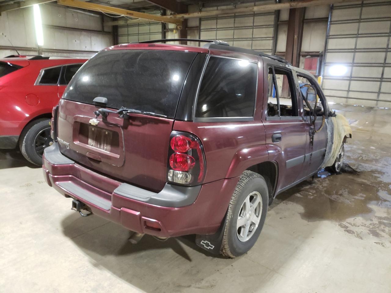Photo 4 from auction – 2005 CHEVROLET TRAILBLAZE with VIN 1GNDT13S052367348