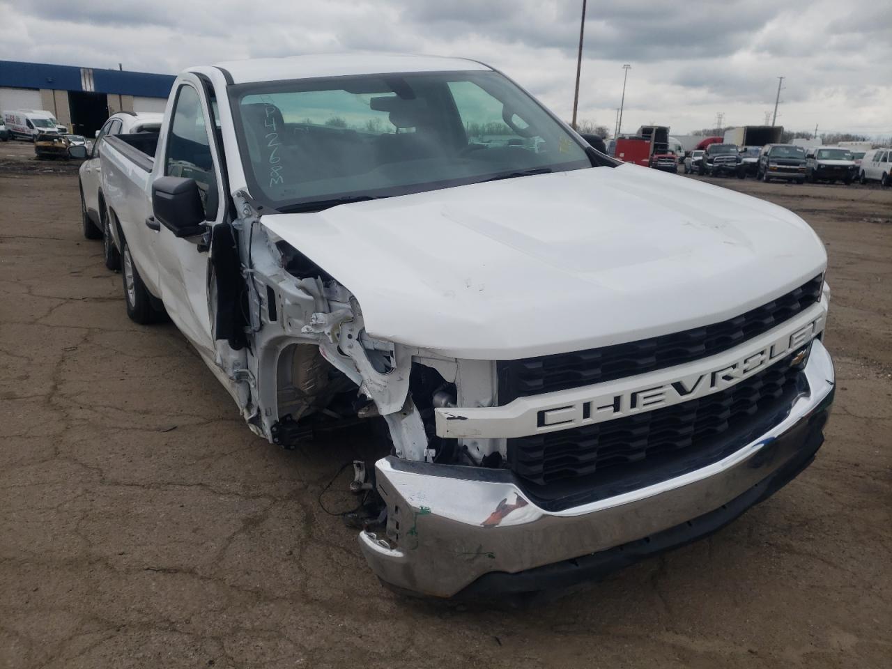 CHEVROLET SILVERADO 2021 with VIN 3GCNWAEF7MG319145 - Photo from auction