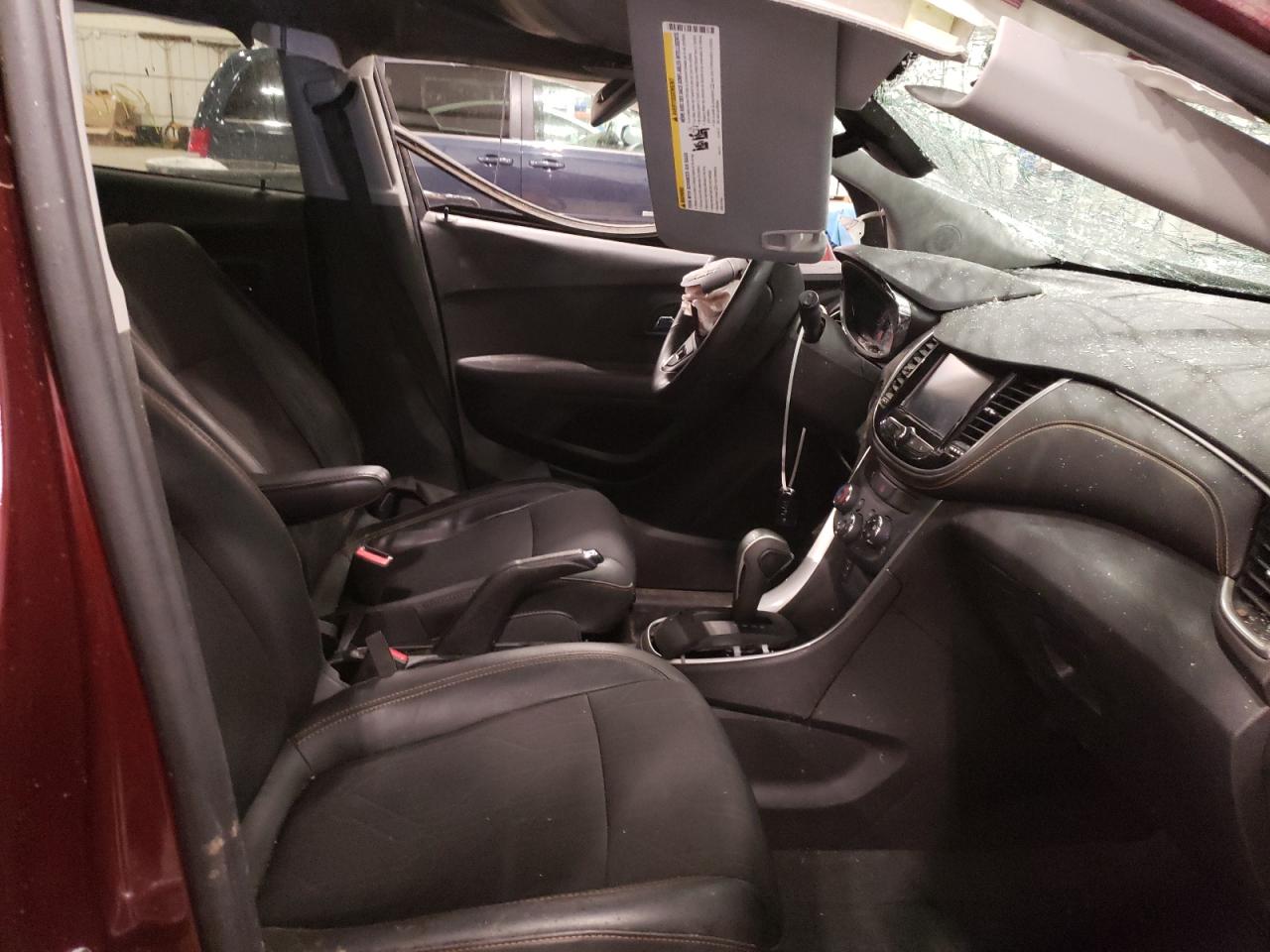 Photo 5 from auction – 2017 CHEVROLET TRAX 1LT with VIN 3GNCJPSB6HL171763
