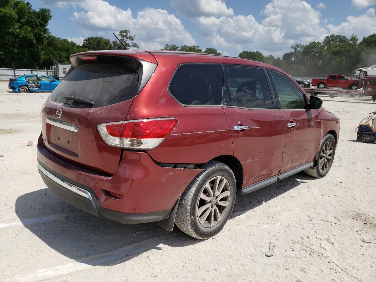 Photo 4 from auction – 2015 NISSAN PATHFINDER with VIN 5N1AR2MN4FC615858