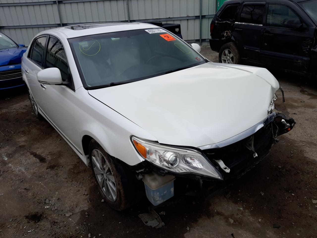 TOYOTA AVALON BAS 2011 with VIN 4T1BK3DB7BU385077 - Photo from auction