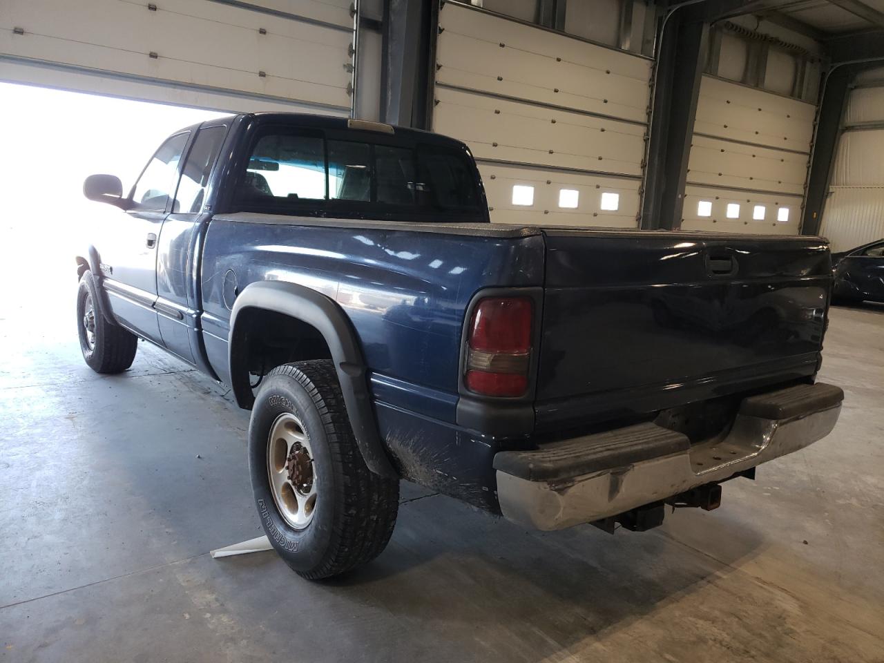 Photo 3 from auction – 2001 DODGE RAM 2500 with VIN 3B7KC23651G754455