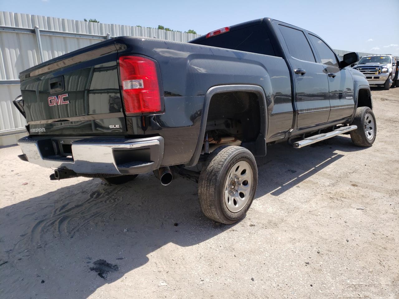 Photo 4 from auction – 2016 GMC SIERRA K15 with VIN 3GTU2MEC7GG237354