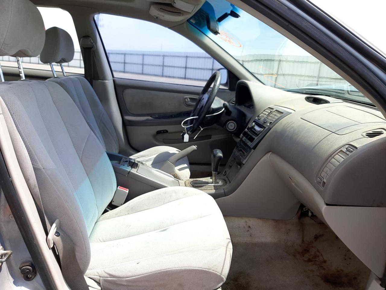 Photo 5 from auction – 2000 NISSAN MAXIMA GLE with VIN JN1CA31A5YT025556