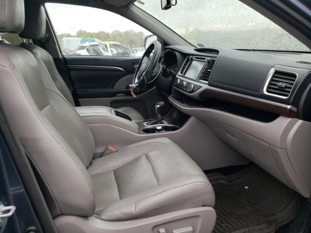 Photo 5 from auction – 2016 TOYOTA HIGHLANDER with VIN 5TDDKRFH9GS321488